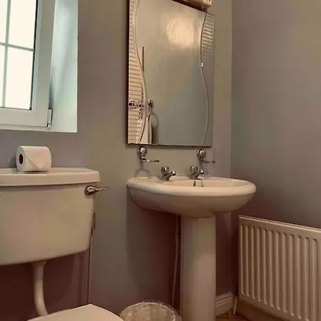 Feriehus Beautiful House In Town *