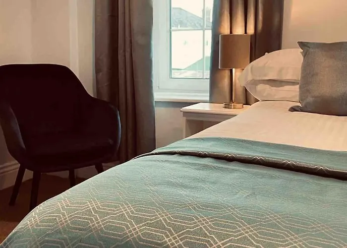 Beautiful House In Town 基拉尼